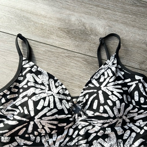 Simon Chang Stretch Tank Top Bra Included Swimwear Tankini - Picture 5 of 13